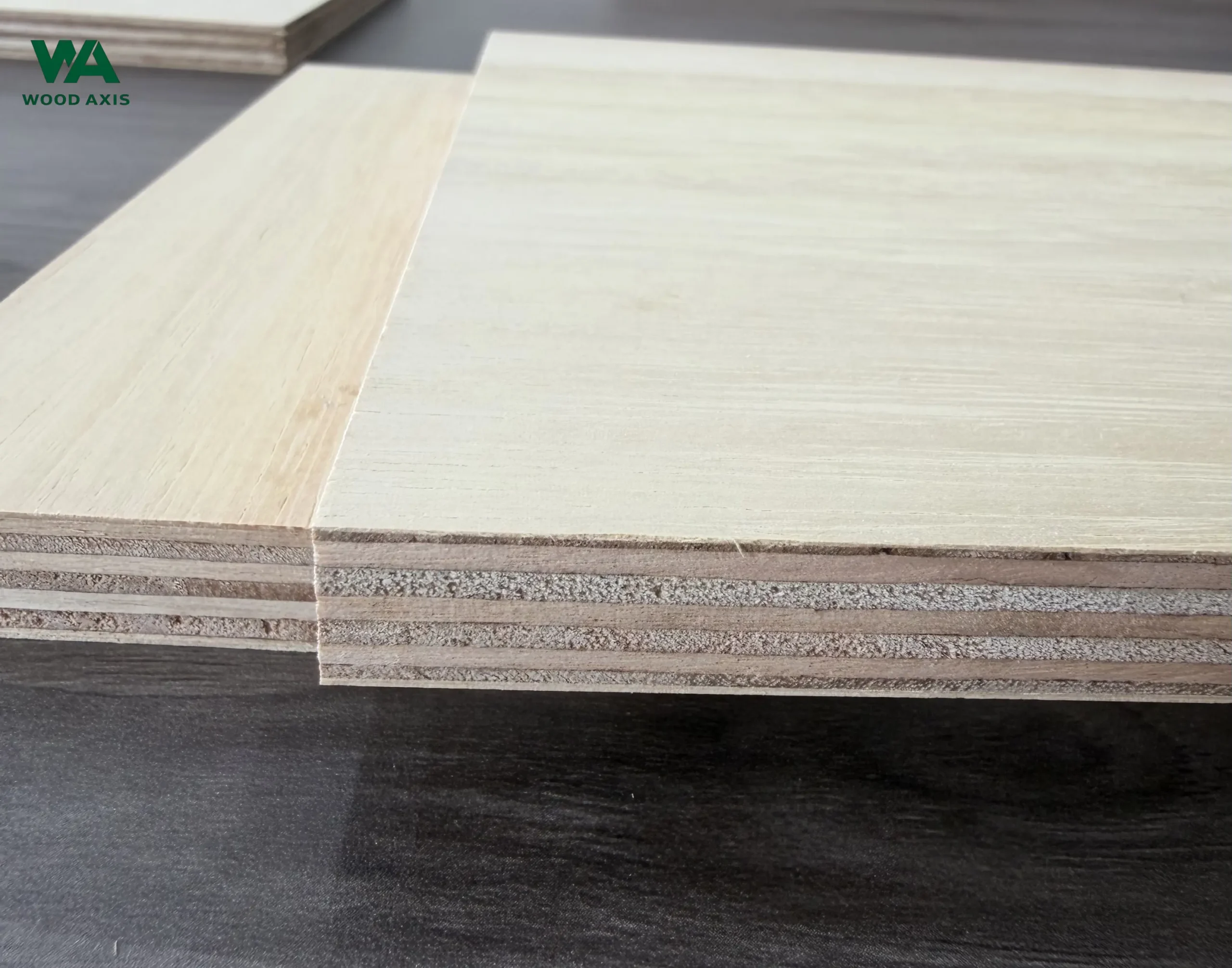 Rubberwood Plywood 4 Technical macro photo of a clean, CNC-routed grooved channel on a rubberwood plywood board, demonstrating zero face splintering, tearing, or fuzzing along the high-density edge.