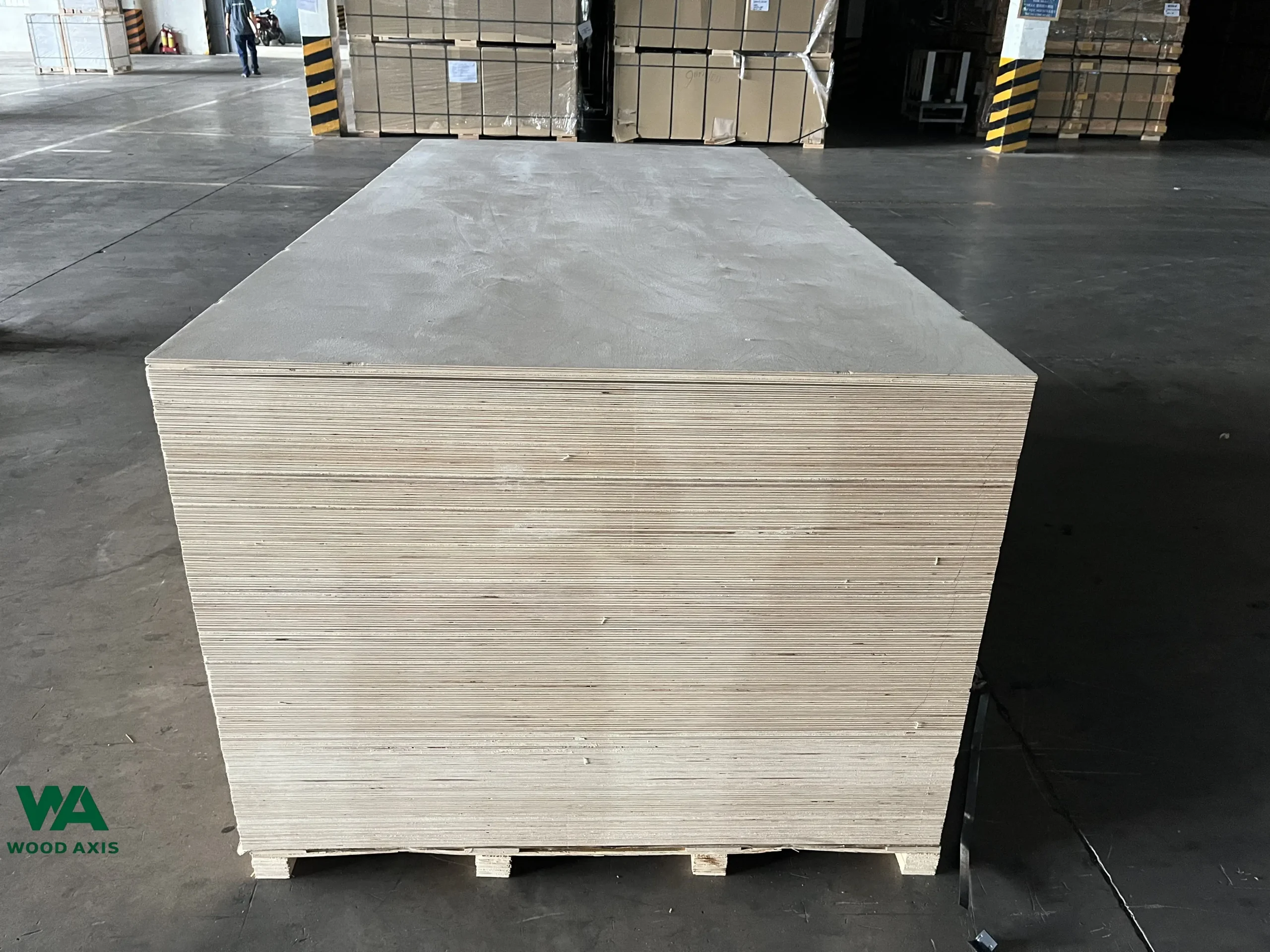 Blog 3 Bundles of premium birch plywood showing clean multi-layer edges and packed for B2B wholesale.
