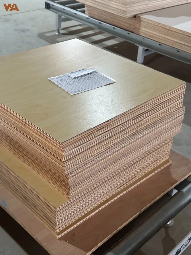Waterproof Plywood for Kitchen and Bathroom Cabinets: Selecting the Right Resin and Core for High-Humidity Areas 2 Close-up view of stacked high-grade Birch plywood panels showing core layer construction and uniform thickness